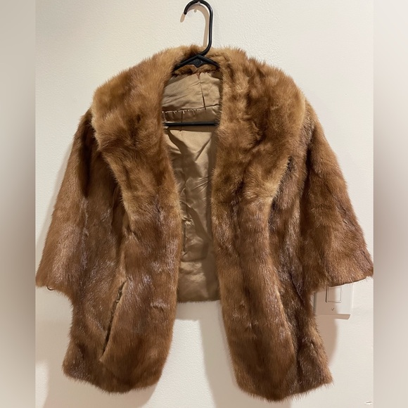 Brown real mink capelet, medium fit - Picture 1 of 5